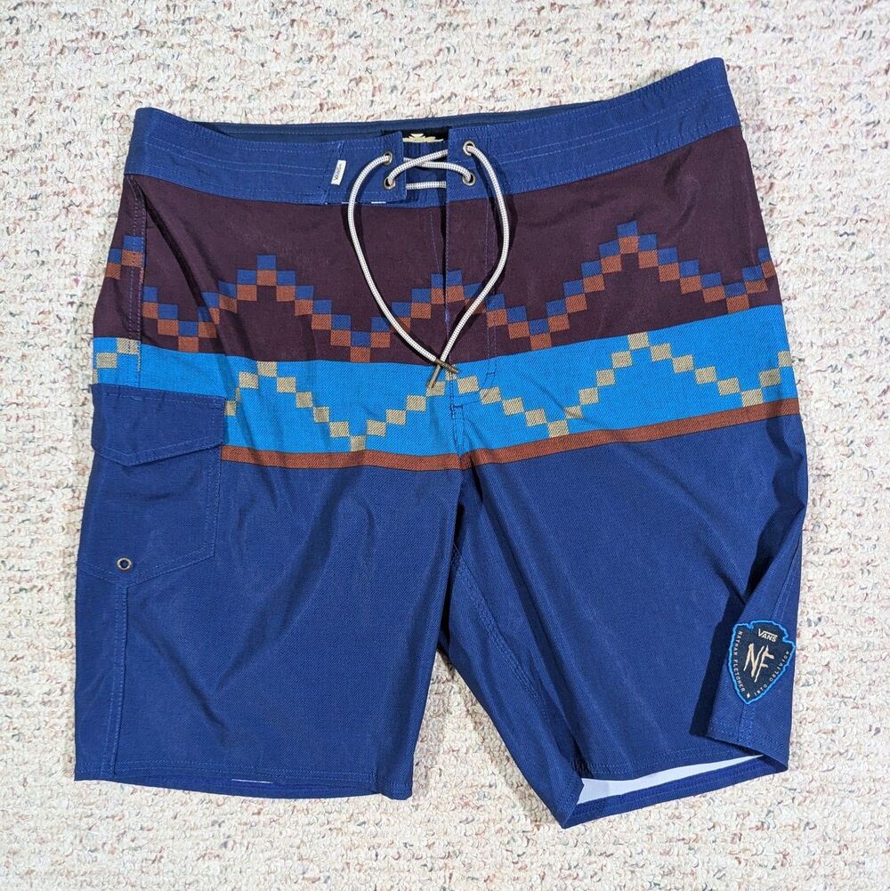 Vans Nathan Fletcher Board Shorts Mens 36 Navy Blue Aztec Into Oblivion EUC
